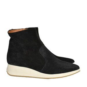 $450 CHIE MIHARA SUEDE POINTY TOE WEDGE BOOTIE BLACK ZIP COMFORT 39 (MG22)